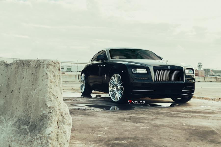  Rolls-Royce Wraith on Velos Wheels (CRS15) 2019 года  (фото 1 из 17)